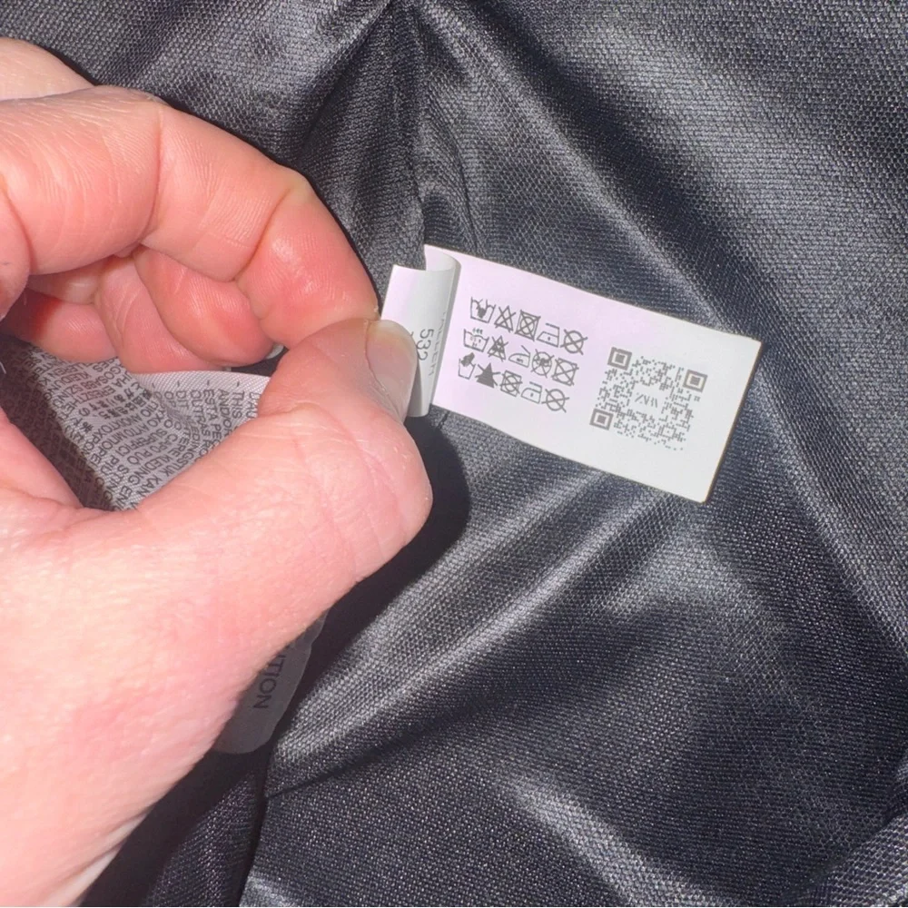 NWT Zara Black Sleeveless mock neck Faux Leather Zip back Top - size Large - Picture 12 of 12